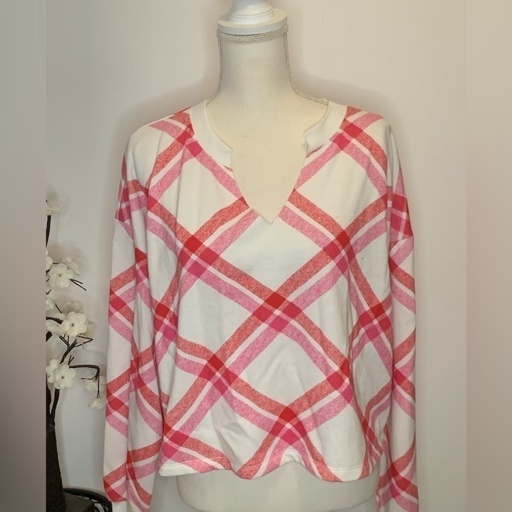 Colsie plaid women’s lounge sweatshirt